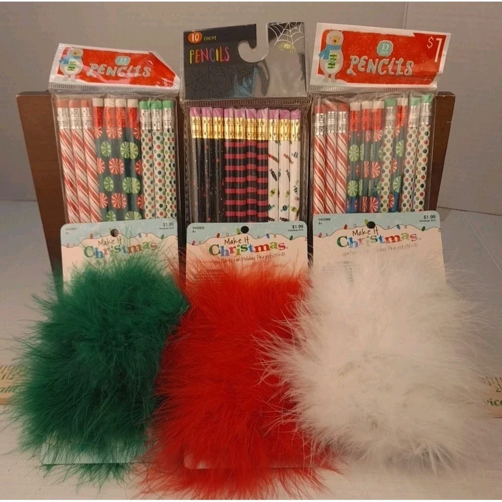 Lot Of 30 Christmas And‎ Hallween Pencils Make It Christmas Feather Bowa